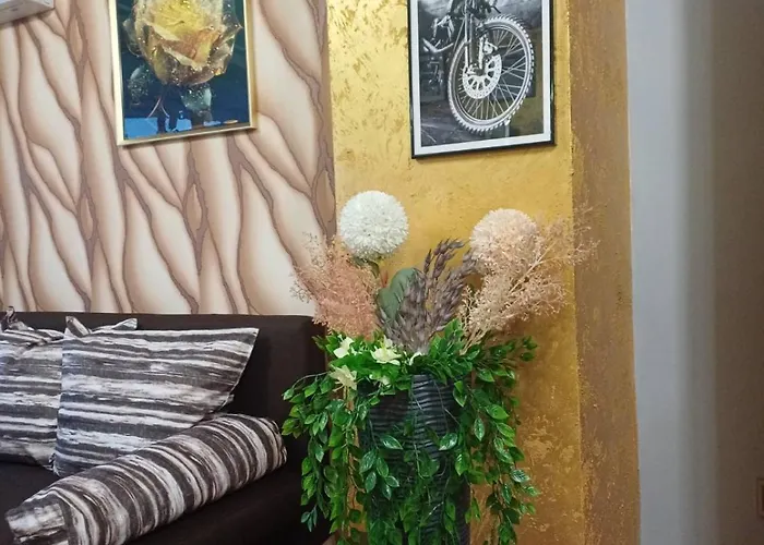 Art Ruja * וארנה